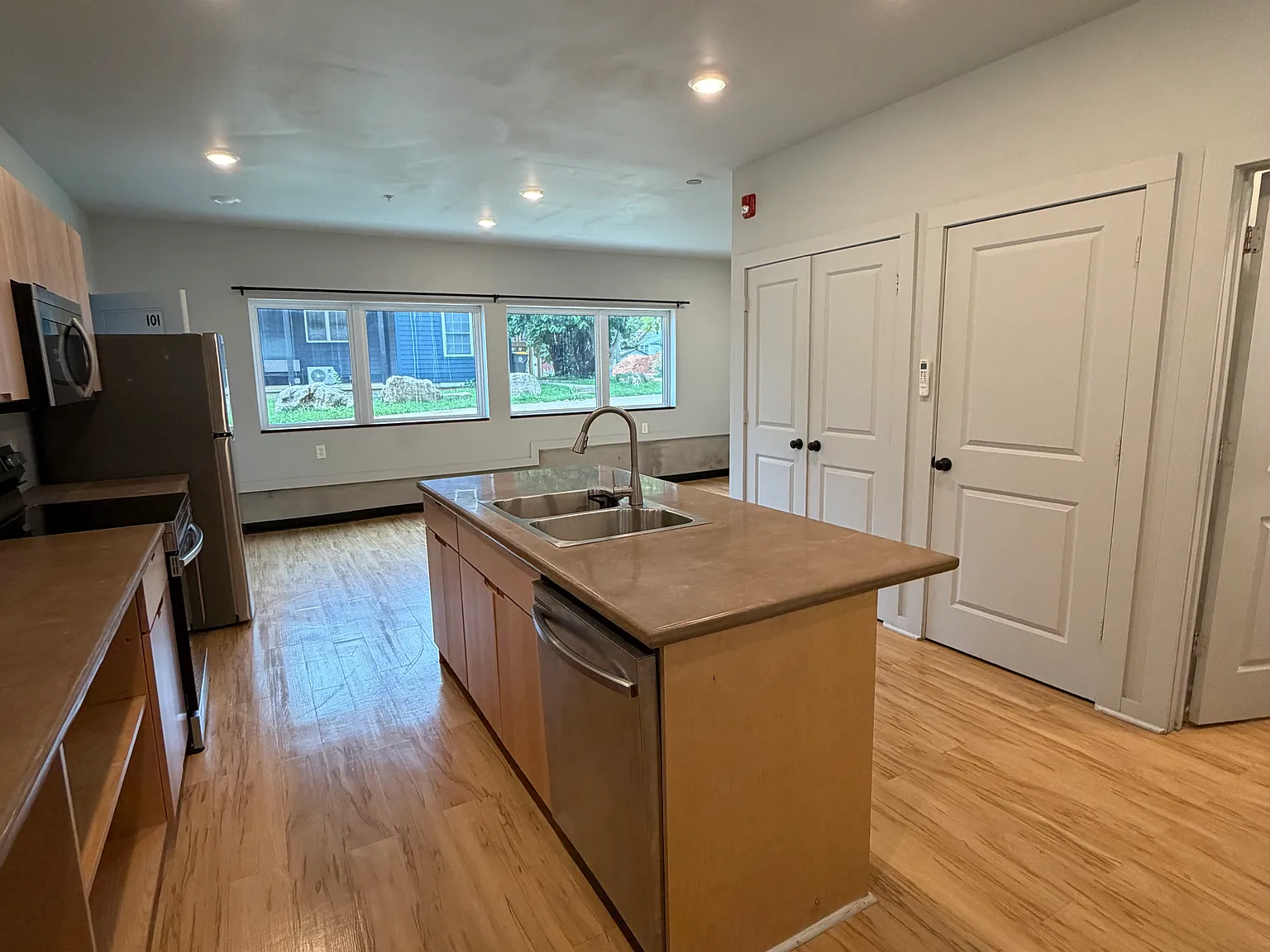 Studio, 515 sqft, $850 — Photo 1