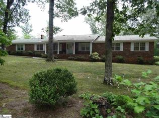 1527 Clement Rd, Greer, SC 29650