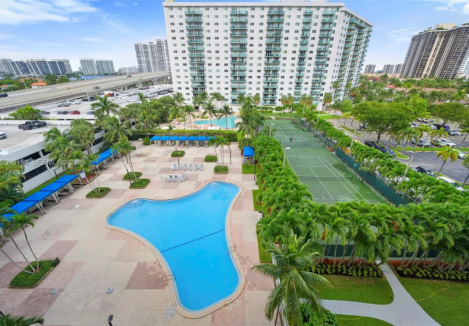 Ocean Reserve Condo — Photo 2