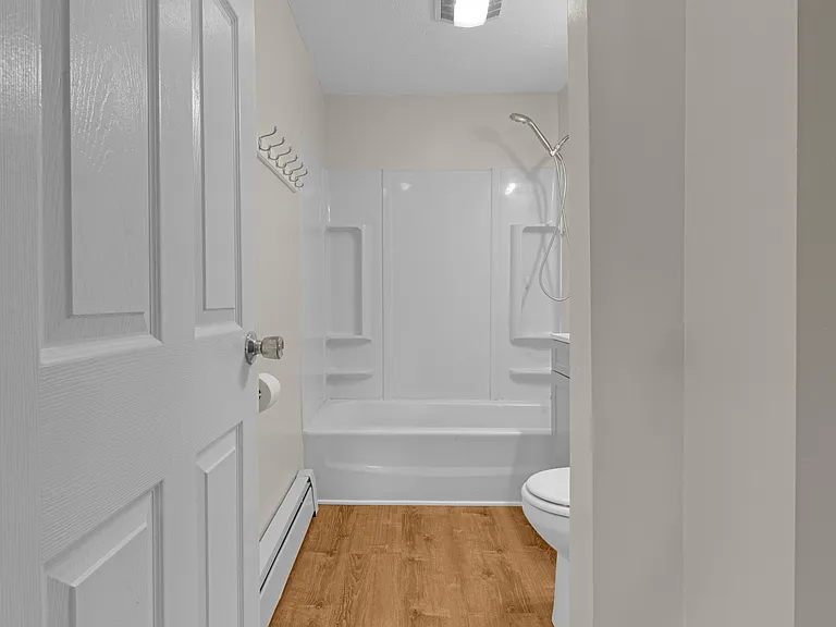 21 Pleasant St #25 — Photo 7
