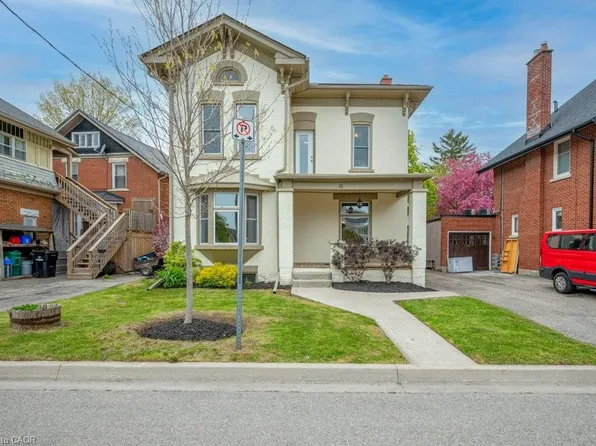 12 Clarence Pl, Kitchener, ON N2H 2L2