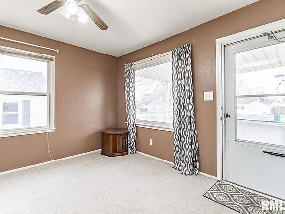 3rd image of 5108 N Glen Elm Dr
