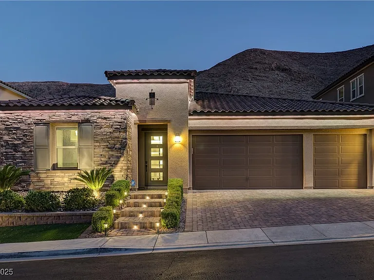 3943 Reyes Ave — Photo 82