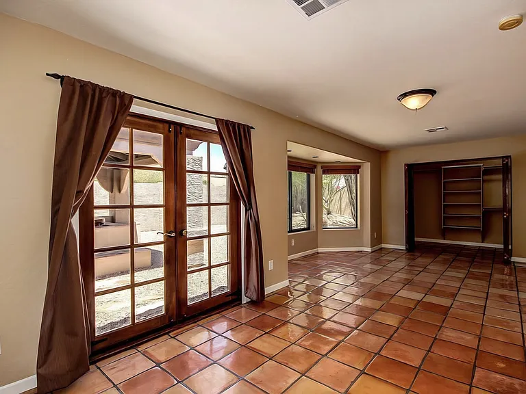 14837 N El Sobrante Ave — Photo 10
