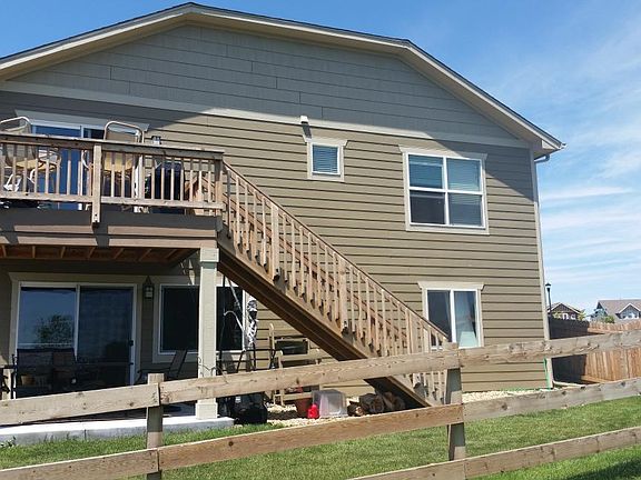 Back of House Greenbelt on 2 sides
