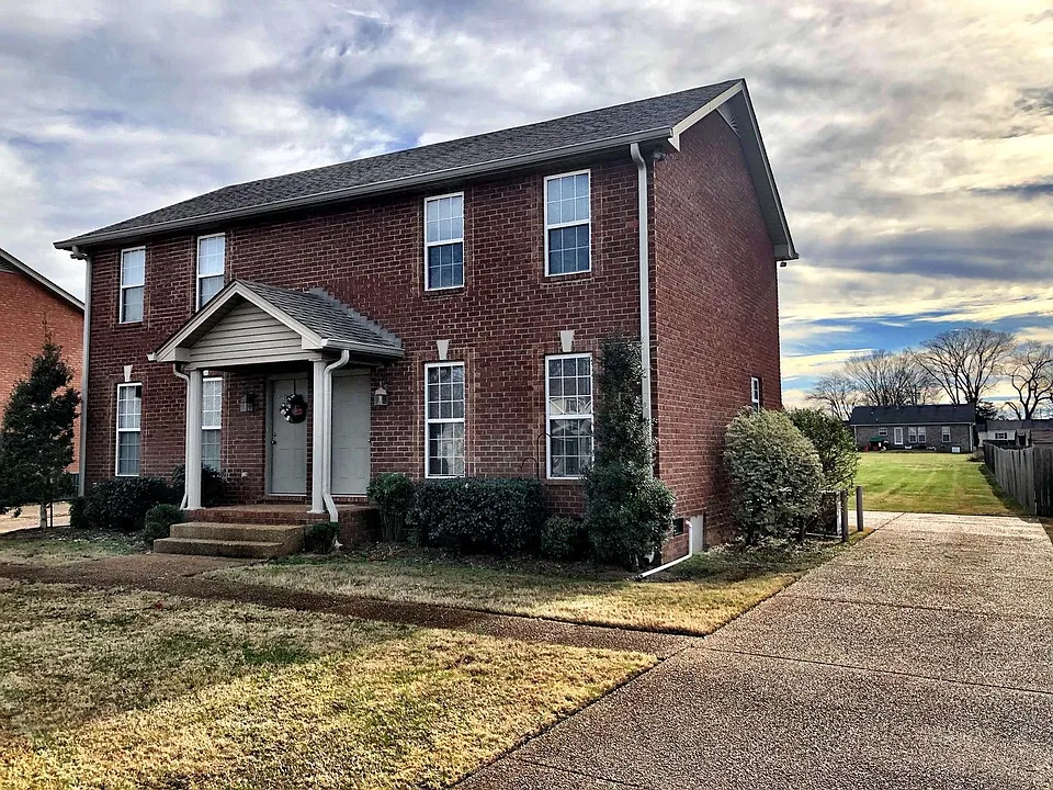706 Vincent Cason Ave