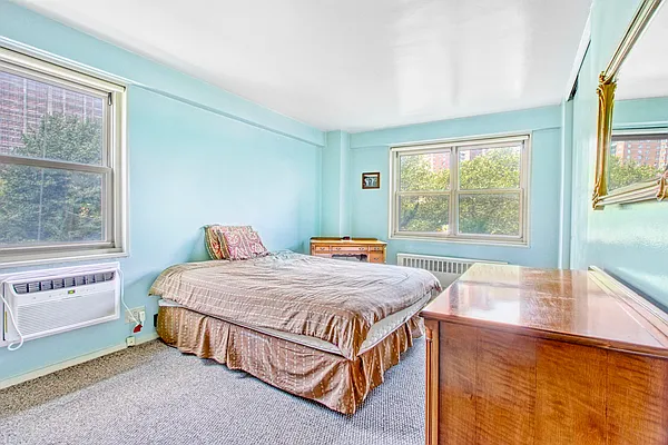 Sold by Douglas Elliman | media 13