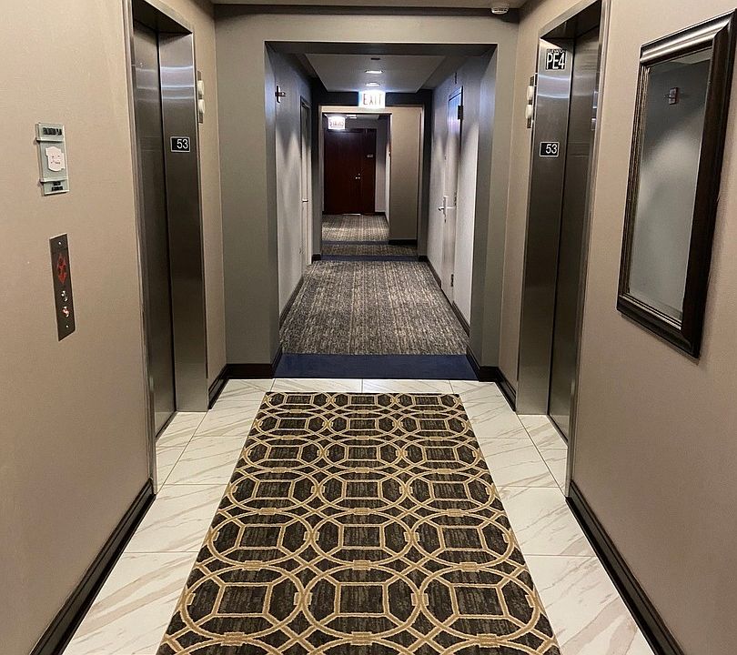 1st image of 130 N Garland Ct APT 5301