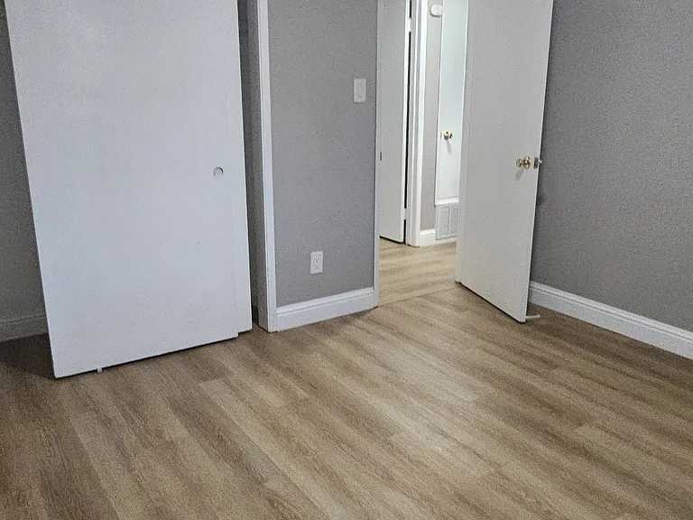 5893 S Land Park Dr — Photo 21