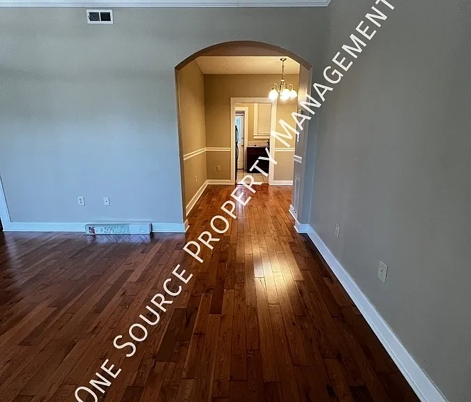 1717 W 1st St #1 — Photo 3