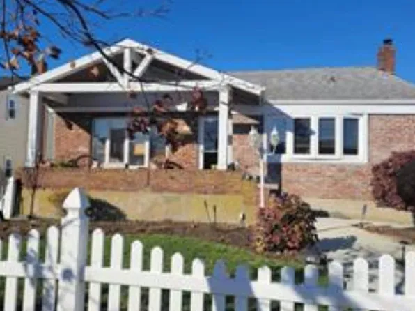 68 Howard Avenue, Freeport, NY 11520