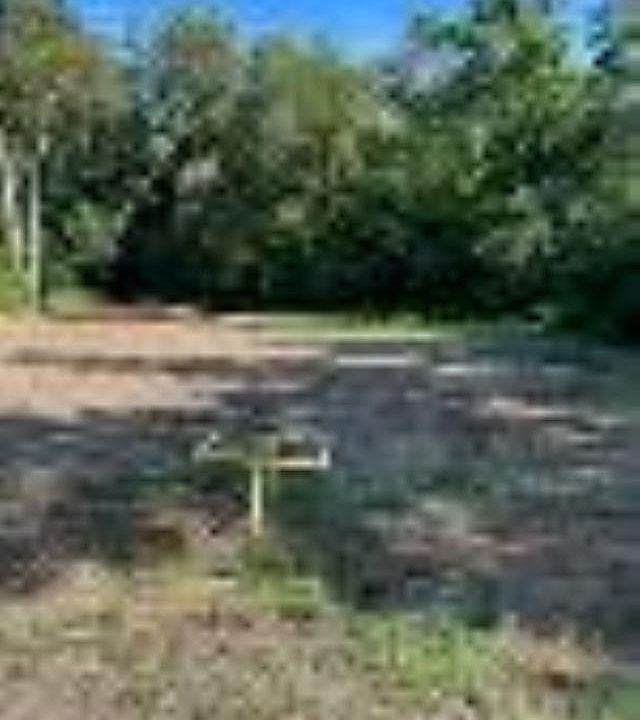 2nd image of 127 Glenna Ln