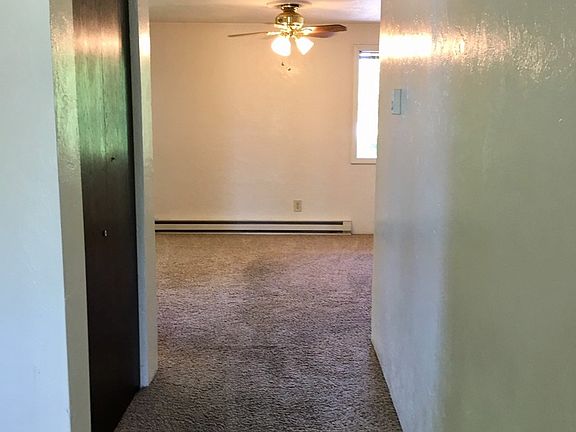4th image of 410 NW 8th St #Mv-303