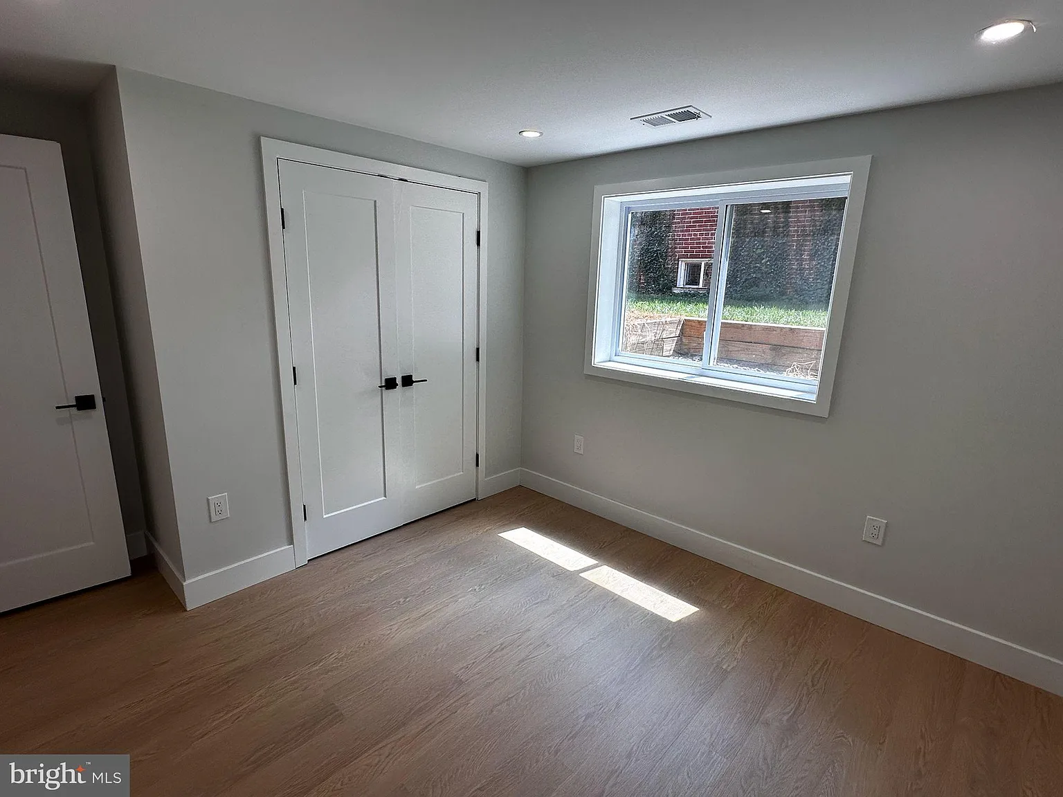 2 bed, 1171 sqft, $2,000 — Photo 4