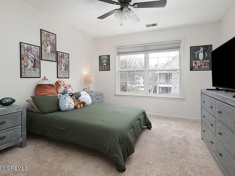 1015 Wedgewood Cir #1015 — Photo 18
