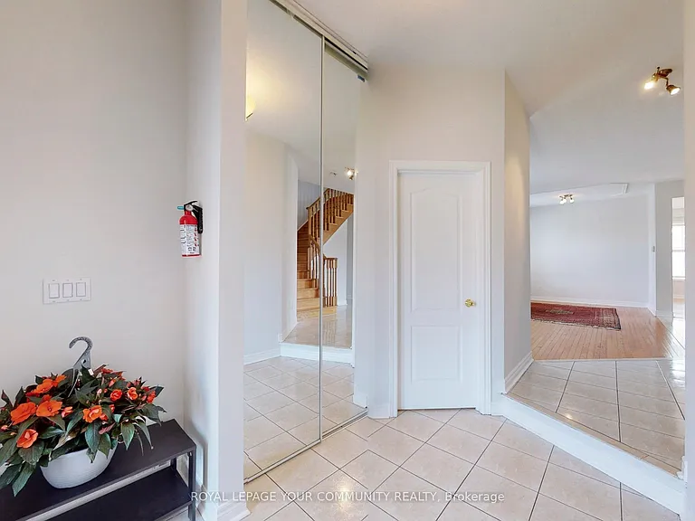 39 Lark Cres — Photo 14