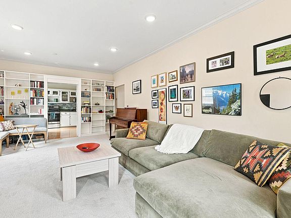 5th image of 87 Kent St #2
