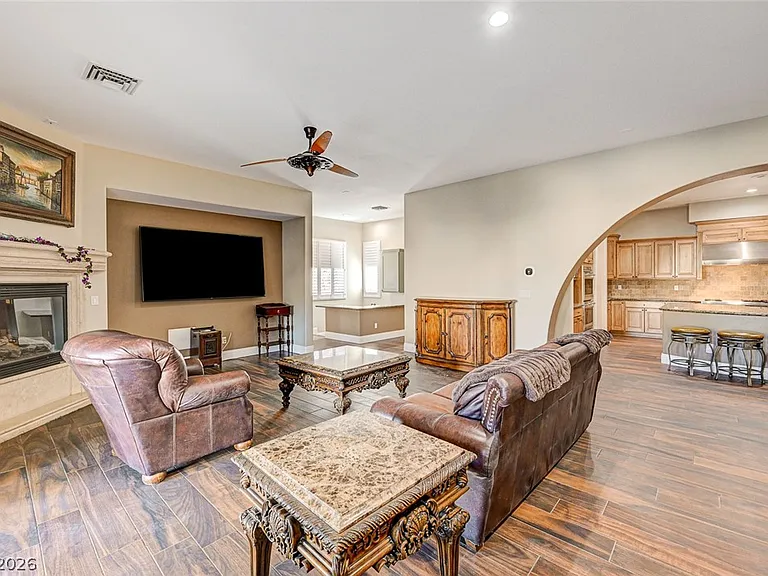 8490 Via De Bellasidra Ct — Photo 29