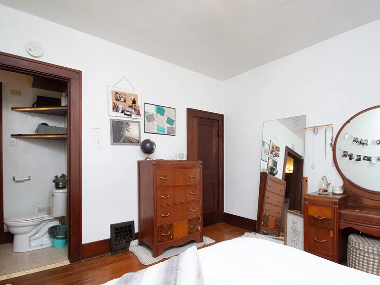 1520 Washington St — Photo 12