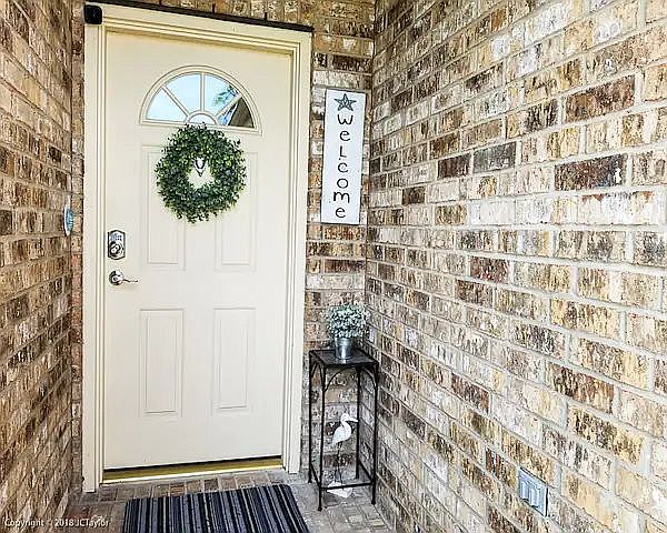 nice bricked front entry