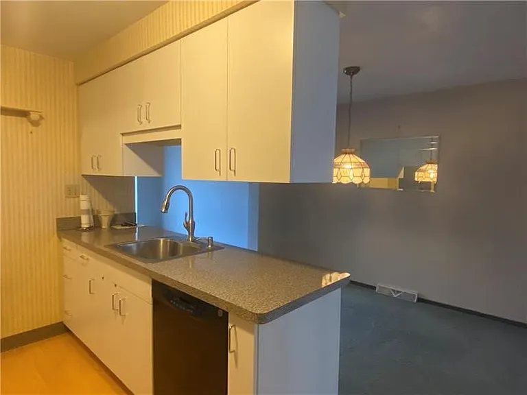 238 Timber Dr — Photo 5