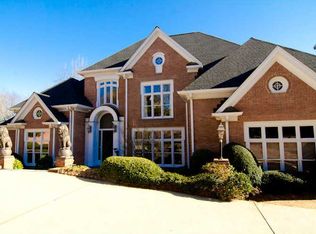 8335 Jett Ferry Rd, Sandy Springs, GA 30350