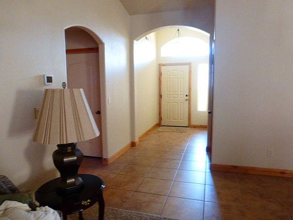 4th image of 847 N Lake Mead Dr