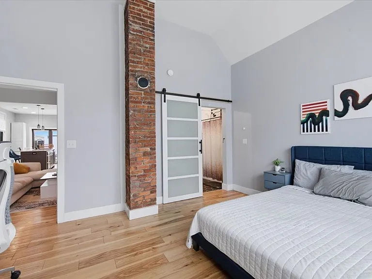 1605 English Ave — Photo 10