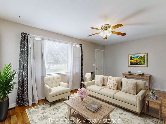 3rd image of 3107 Crosswood Dr