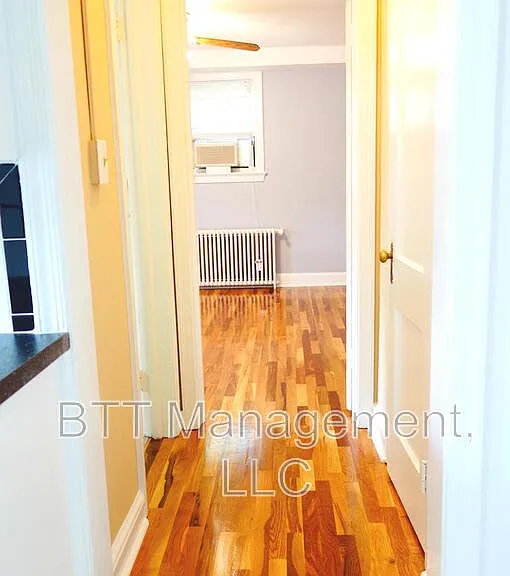 8210 Greenwood Ave #1 — Photo 25