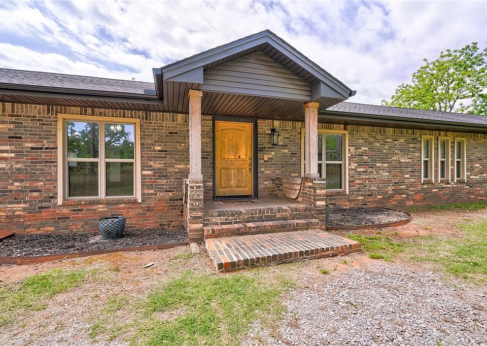 1st image of 13800 E Maguire Rd