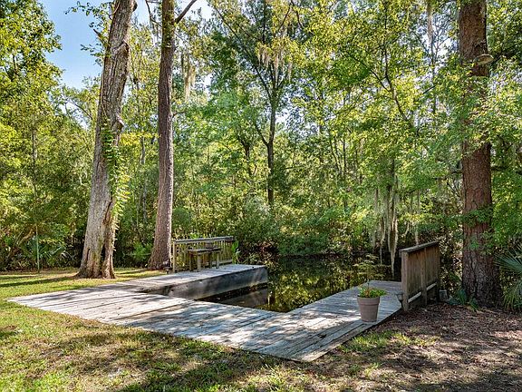 3rd image of 3315 Prices Bridge Ln
