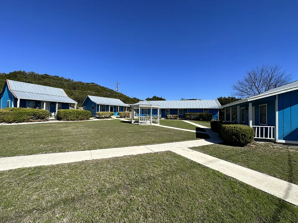1010 Rockmoor #2