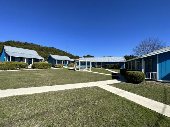 1010 Rockmoor, Canyon Lake, TX