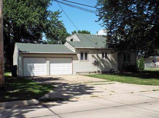 1625 W Gilbert Dr, Evansdale, IA 50707