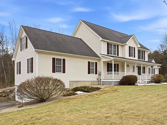 2nd image of 4 Wasserman Heights