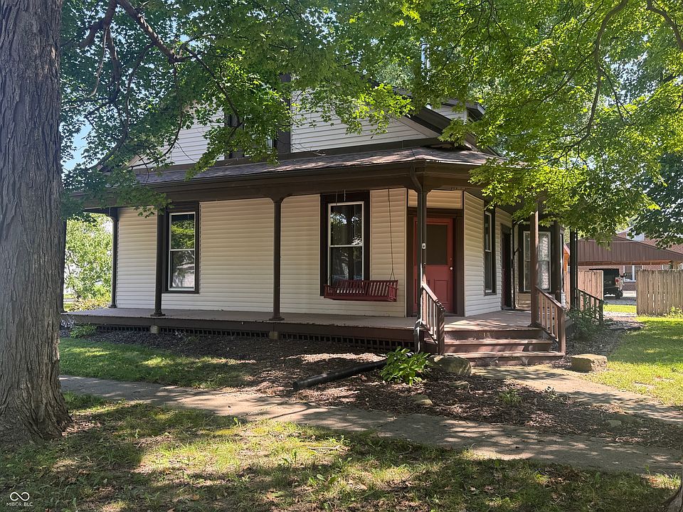 1st image of 610 4th St
