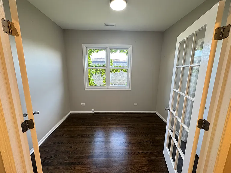 6332 S Ingleside Ave #3 — Photo 12