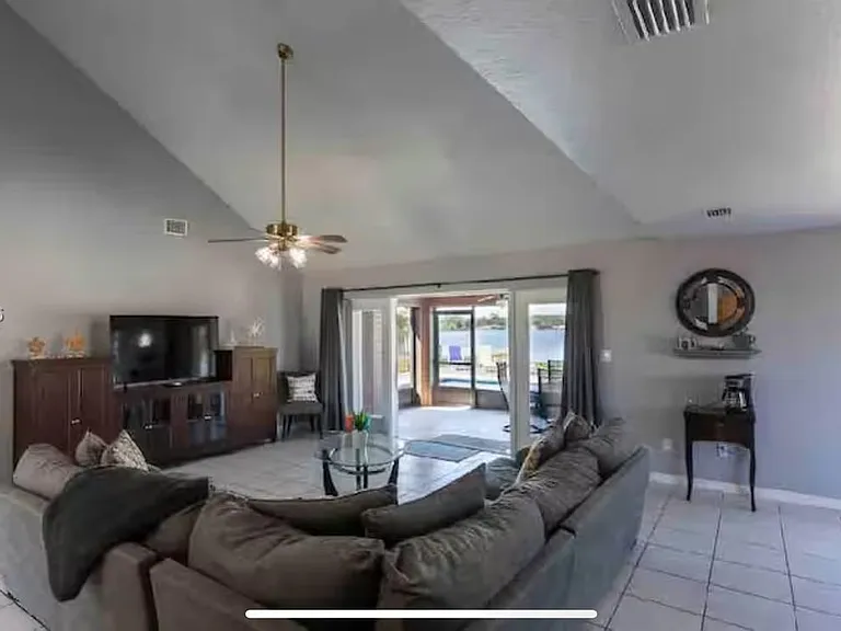 3116 Tanglewylde Ave — Photo 11