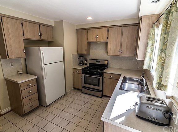 5th image of 3536 Autumn Ave