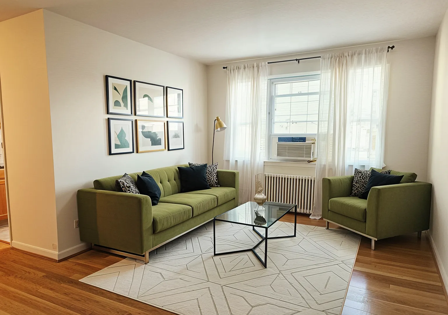 Lee Albemarle Apartments — Photo 2
