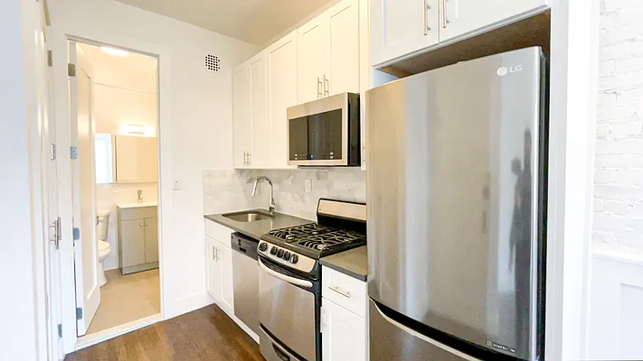 Rented by Blackwater Associates Inc. | media 8