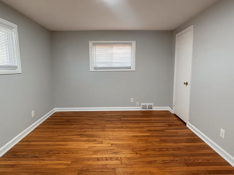 8414 Dawn Dr — Photo 16