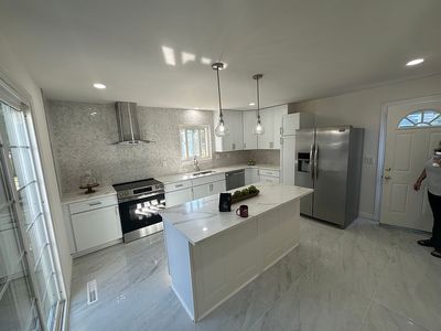2683 Longmeadow Dr, Trenton, MI, 48183