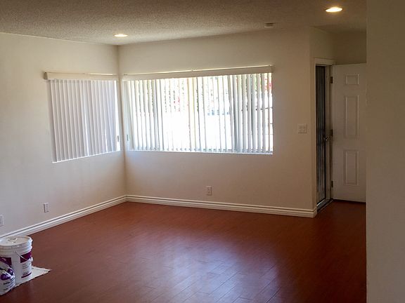 Large living room with recess lighting