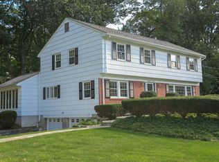 95 Whitson Rd, Briarcliff Manor, NY 10510