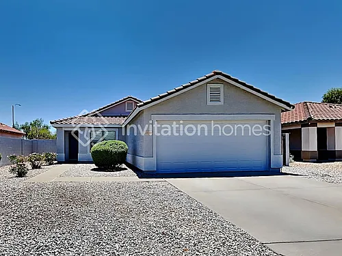 15709 W Watson Ln Photo 1
