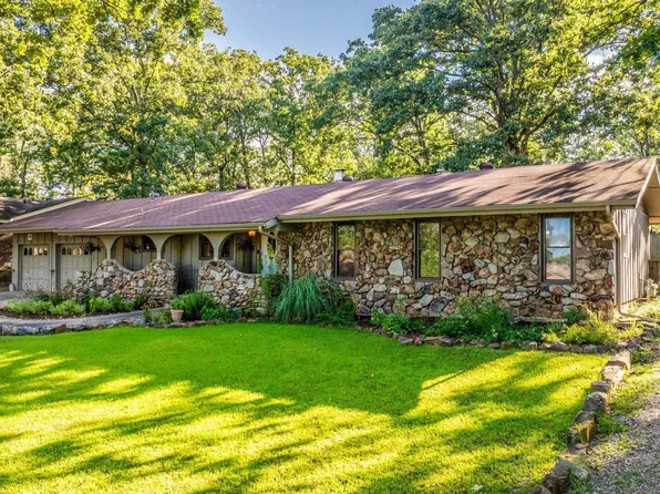 75 Shoshoni Dr, Sherwood, AR 72120