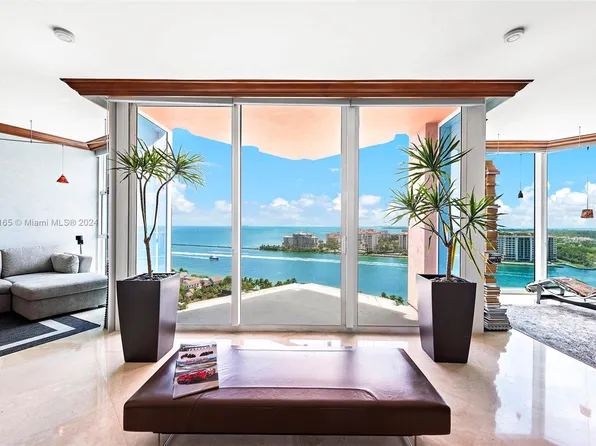 300 S Pointe Dr APT 1904, Miami Beach, FL 33139