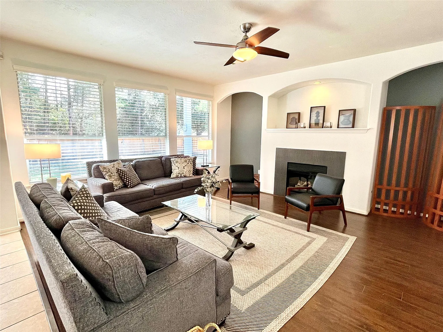 3 bed, 2.5 bath, 2068 sqft, $2,850 — Photo 4